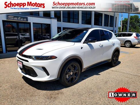 Used 2024 Dodge Hornet R/T Plus w/ R/T Blacktop Package AWD/4WD image 1