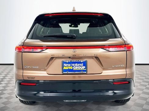 New 2025 Toyota Crown Signia image 5