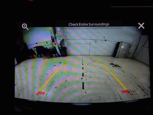 Used 2023 Jeep Grand Cherokee L Laredo AWD/4WD image 23