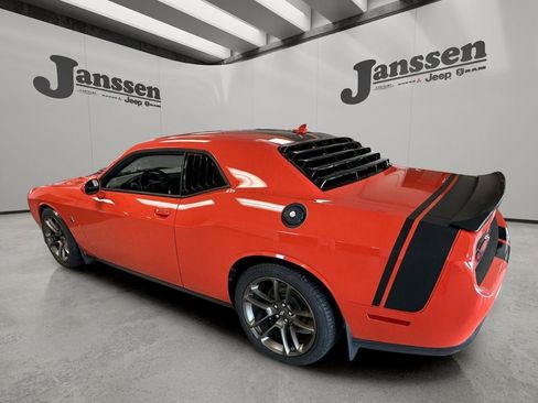 Used 2022 Dodge Challenger R/T Scat Pack w/ Shaker Package image 2