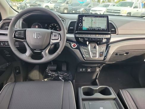 New 2026 Honda Odyssey Elite image 10