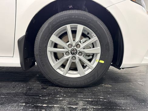 New 2026 Toyota Camry LE AWD/4WD image 9