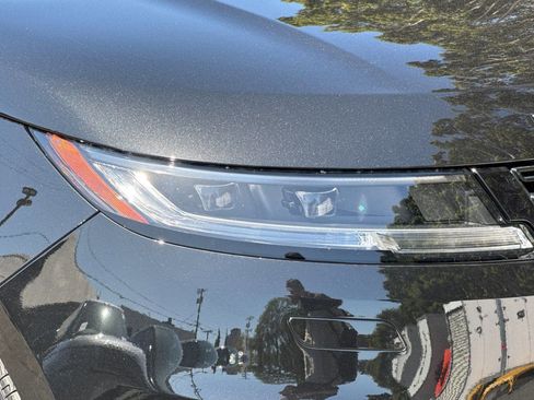 New 2026 Land Rover Range Rover Sport Dynamic SE AWD/4WD image 10