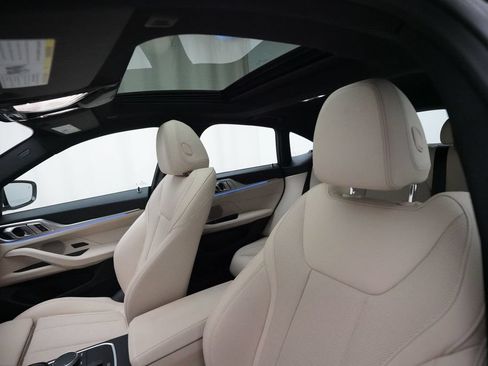 Used 2023 BMW 430i Gran Coupe xDrive w/ M Sport Package AWD/4WD image 32