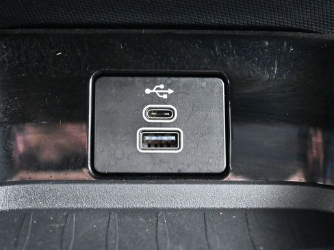 Used 2025 Ford Mustang Mach-E Select image 28