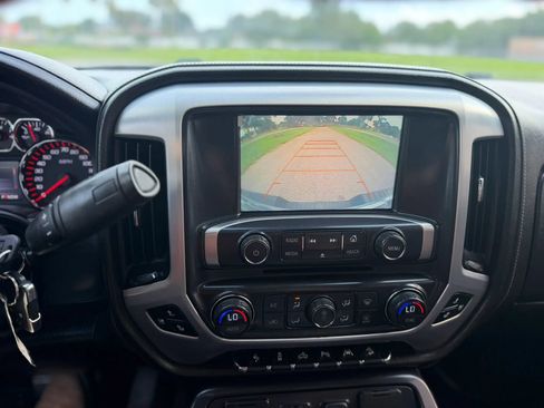 Used 2016 GMC Sierra 1500 SLT w/ Enhanced Driver Alert Package AWD/4WD image 14