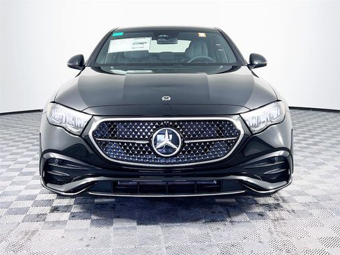 New 2026 Mercedes-Benz E 450 4MATIC Sedan image 9