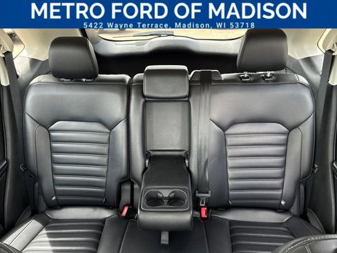 Used 2024 Ford Edge SEL AWD/4WD image 33