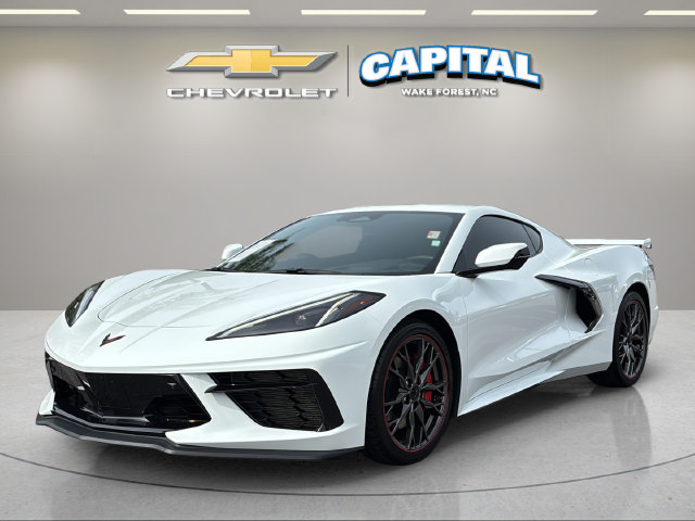 Used 2025 Chevrolet Corvette Stingray Preferred Cpe w/ Z51 Performance Package RWD image 1