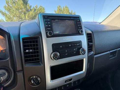 Used 2014 Nissan Titan PRO-4X AWD/4WD image 32