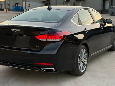 Used 2018 Genesis G80 3.8 image 10