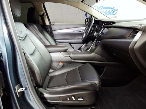 Used 2019 Cadillac XT5 Luxury image 11