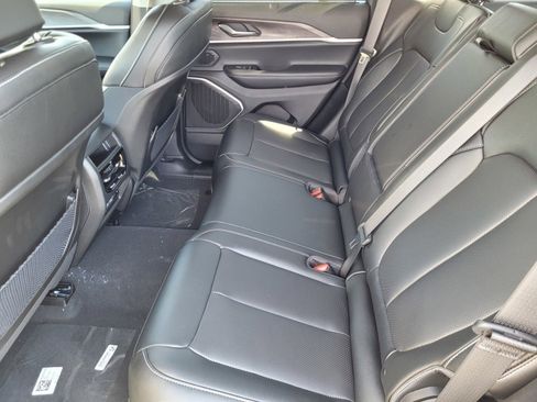 New 2024 Jeep Grand Cherokee Limited 4xe w/ Luxury Tech Group II image 10