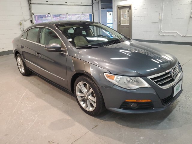 Used 2010 Volkswagen CC Luxury FWD image 9