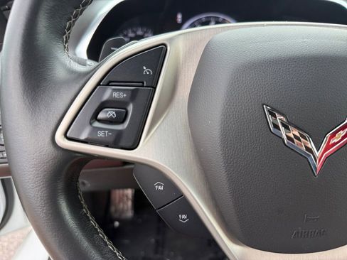 Used 2018 Chevrolet Corvette Stingray Coupe w/ 1LT RWD image 20