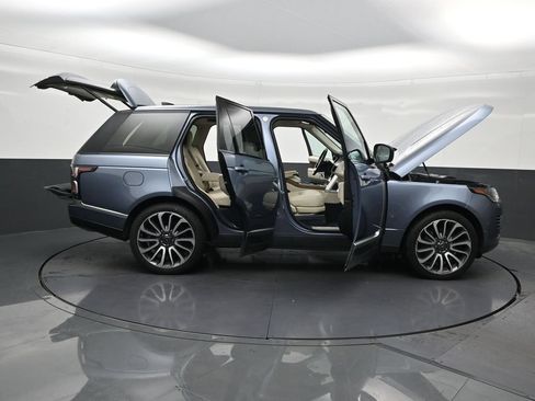 Used 2018 Land Rover Range Rover Supercharged AWD/4WD image 32