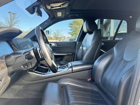 Used 2019 BMW X5 xDrive40i w/ Convenience Package image 16