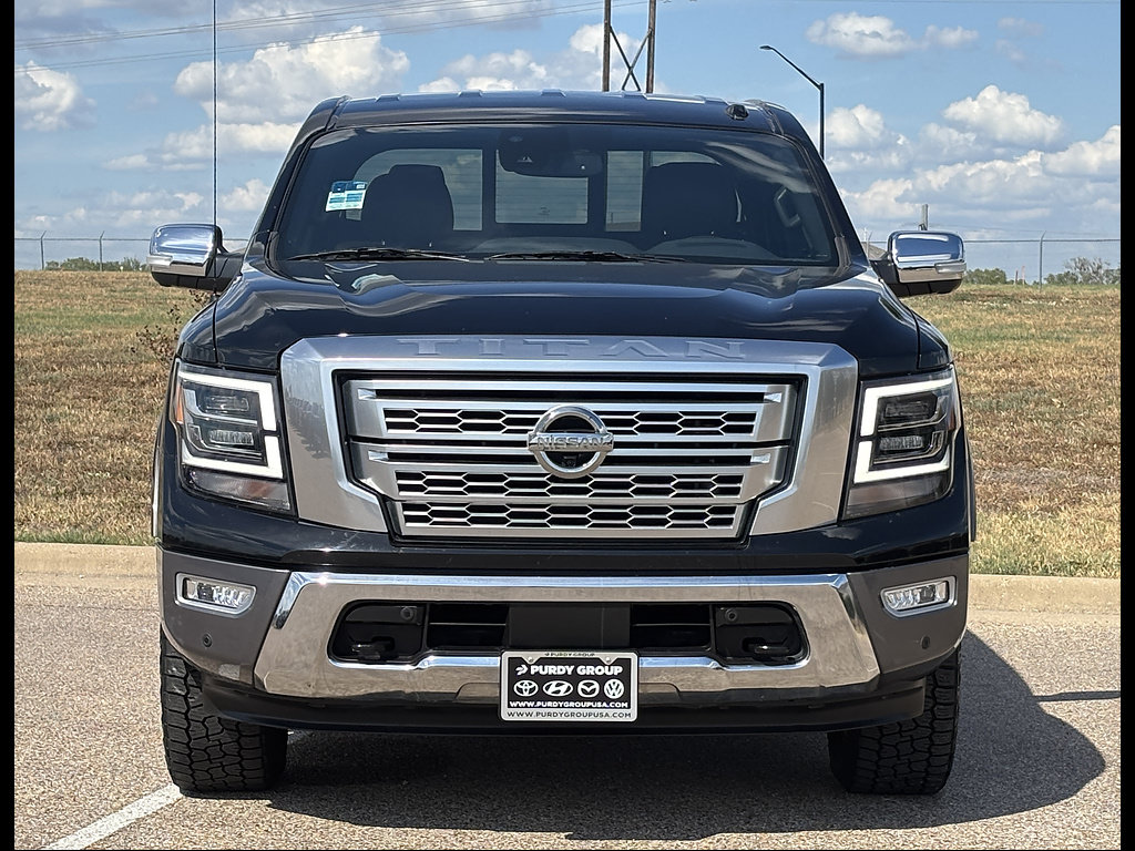 Used 2021 Nissan Titan Platinum Reserve AWD/4WD image 3