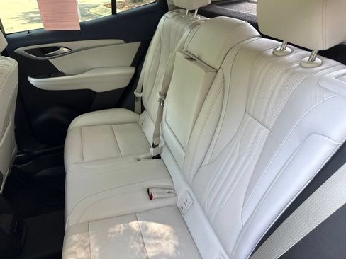 Used 2024 Buick Envision Avenir AWD/4WD image 16
