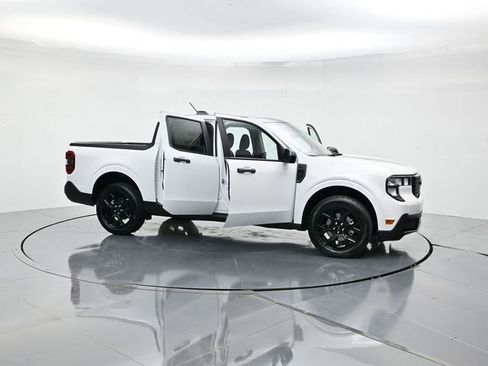 New 2025 Ford Maverick XLT w/ XLT Luxury Package image 48