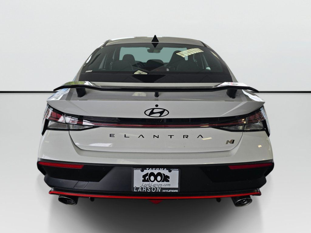 New 2026 Hyundai Elantra N FWD image 4