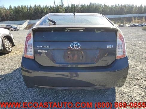 Used 2014 Toyota Prius Two image 7