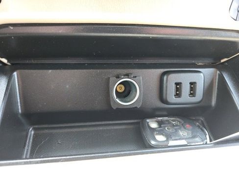 Used 2018 GMC Yukon XL Denali w/ Open Road Package image 31