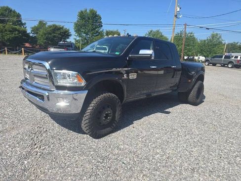 Used 2015 RAM 3500 Laramie Longhorn AWD/4WD image 3