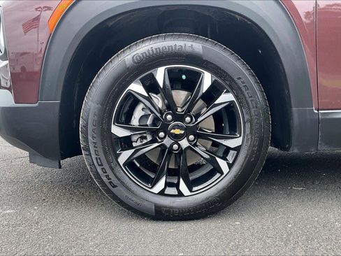 Used 2023 Chevrolet TrailBlazer LT w/ Convenience Package FWD image 11