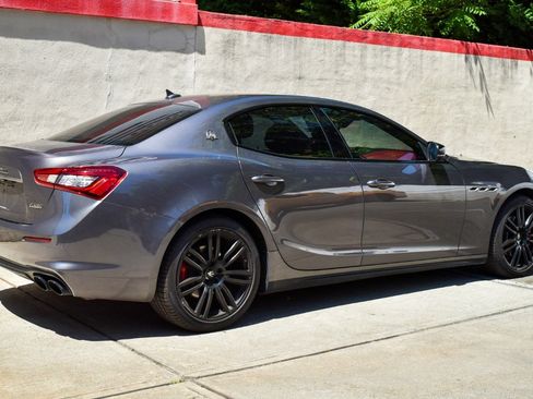 Used 2019 Maserati Ghibli RWD image 8