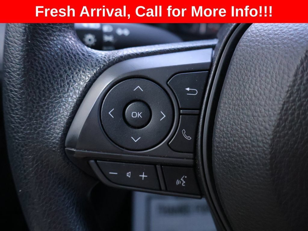 Used 2024 Toyota Corolla Cross AWD Hybrid image 29