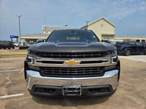 Used 2021 Chevrolet Silverado 1500 LT w/ Texas Edition Plus AWD/4WD image 2