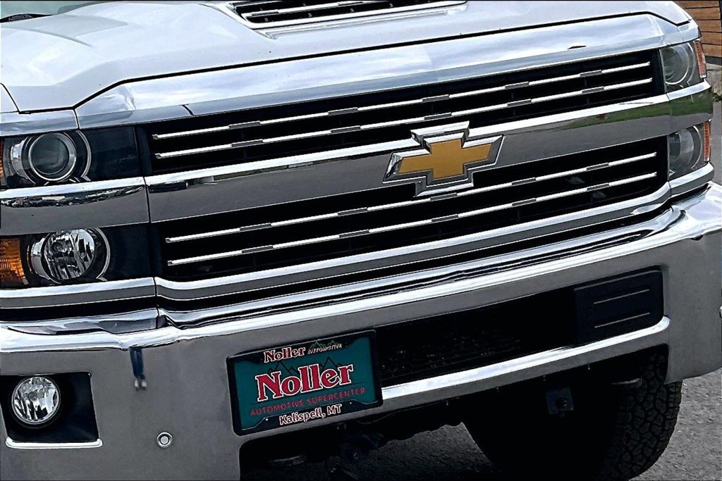 Used 2018 Chevrolet Silverado 2500 LT AWD/4WD image 29