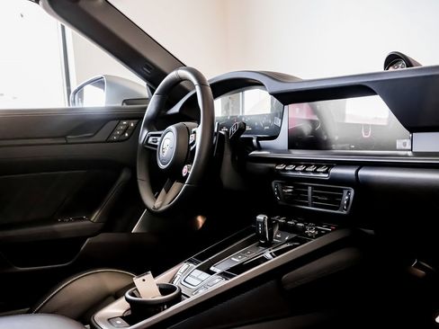 Used 2026 Porsche 911 Targa 4 GTS image 27