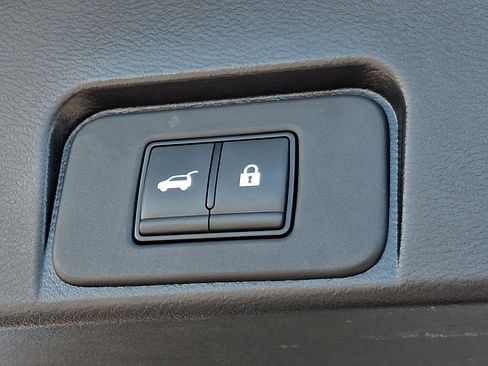 Certified 2023 Nissan Rogue SL w/ SL Premium Package AWD/4WD image 30