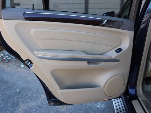 Used 2012 Mercedes-Benz GL 450 4MATIC image 44