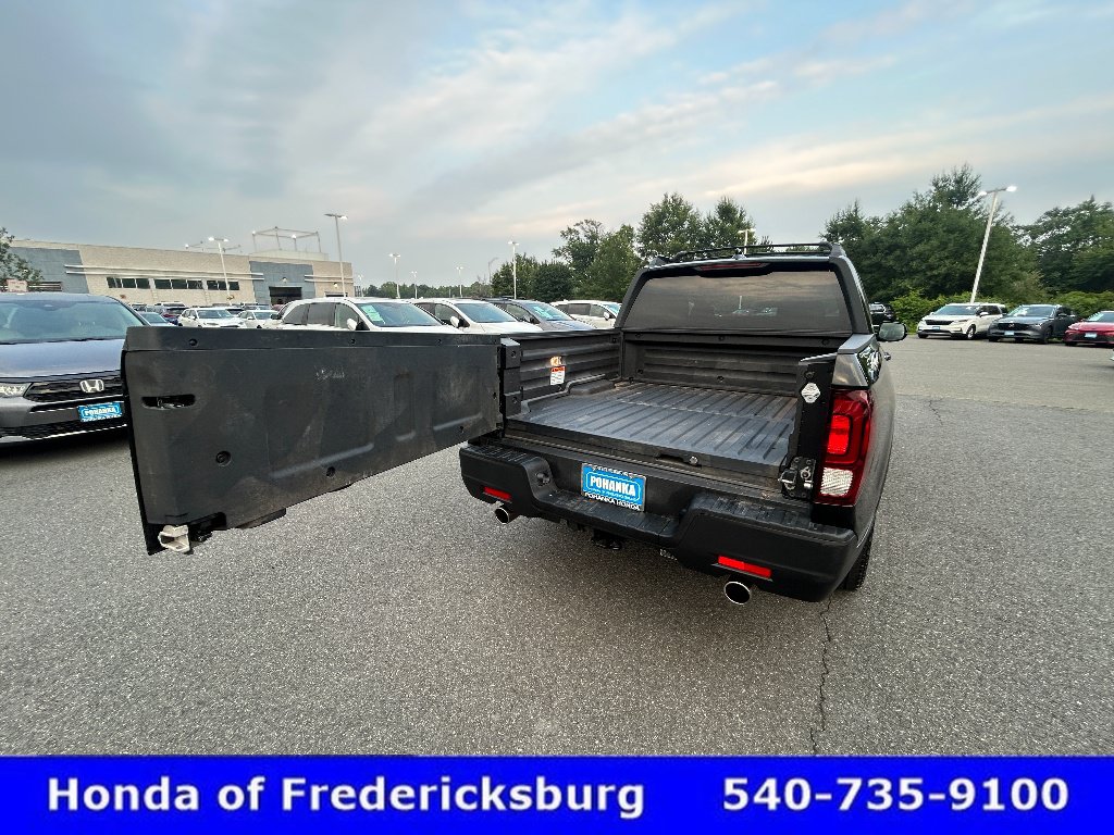 Used 2023 Honda Ridgeline Sport image 11