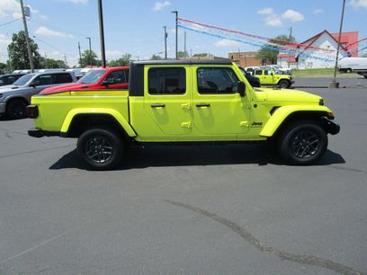 Used 2024 Jeep Gladiator Sport