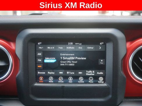 Used 2021 Jeep Wrangler Unlimited Rubicon w/ Cold Weather Group AWD/4WD image 8