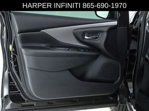 Used 2023 Nissan Murano SV w/ SV Midnight Edition Package FWD image 19