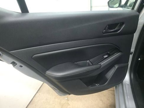 Used 2023 Nissan Altima 2.5 SV image 14