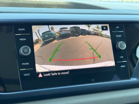 Certified 2023 Volkswagen Taos SE w/ Panoramic Sunroof Package FWD image 26