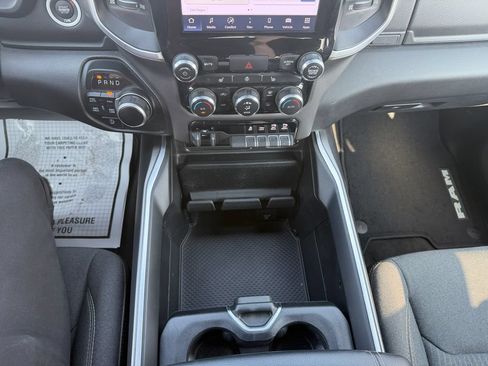 Used 2022 RAM 1500 Big Horn AWD/4WD image 33