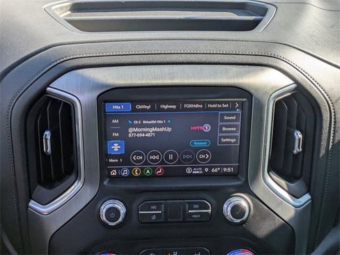 Used 2021 GMC Sierra 3500 Denali w/ Denali Ultimate Package image 17