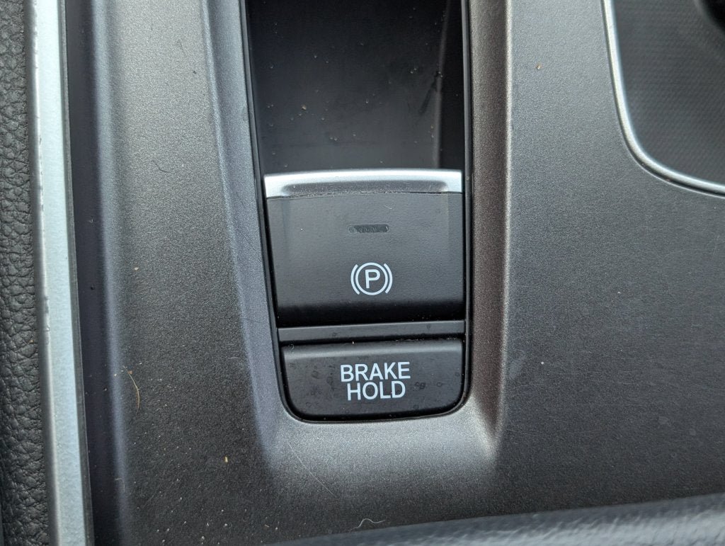 Used 2018 Honda Accord Sport image 27