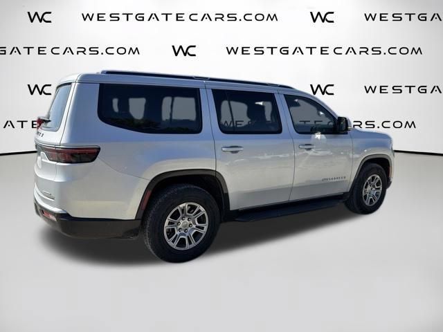 Used 2022 Jeep Wagoneer Series I AWD/4WD image 5