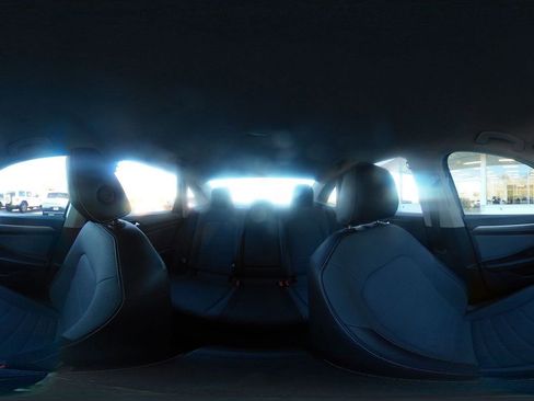 Used 2025 Volkswagen Jetta SE image 41