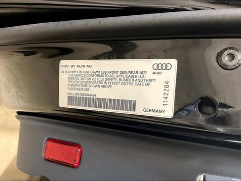 Certified 2025 Audi A6 Premium Plus w/ Premium Plus Package image 35