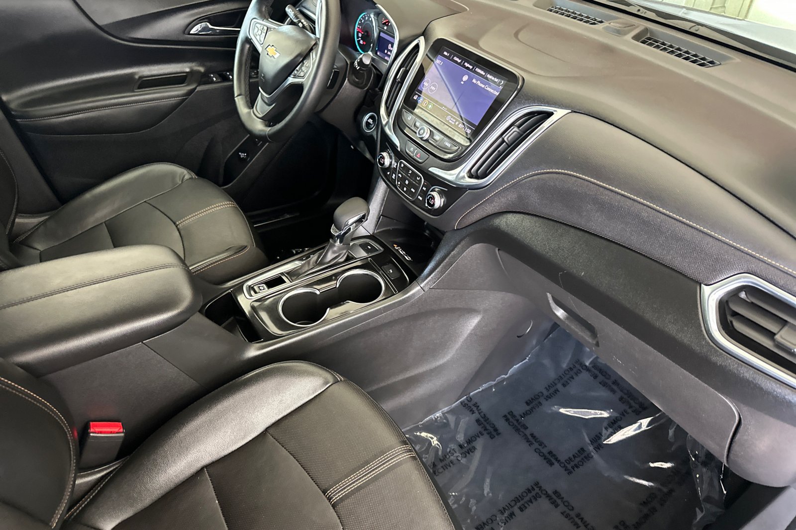 Used 2023 Chevrolet Equinox Premier AWD/4WD image 18