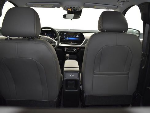 New 2026 Chevrolet Trax ACTIV w/ Sunroof Package image 18